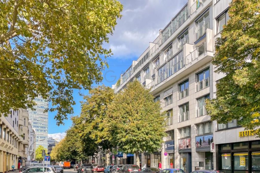 BARRIEREFREIE WOHNUNG MIT WINTERGARTEN AM LOS-ANGELES-PLATZ BARRIEREFREIE WOHNUNG MIT WINTERGARTEN AM LOS-ANGELES-PLATZ